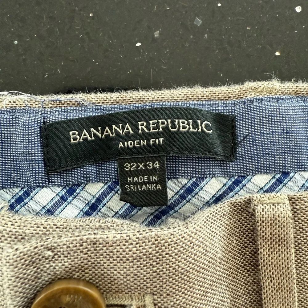 Banana Republic Men's Gray Aiden Fit Dress Pants